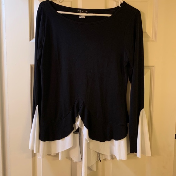 VENUS Tops - Venus High Low Top